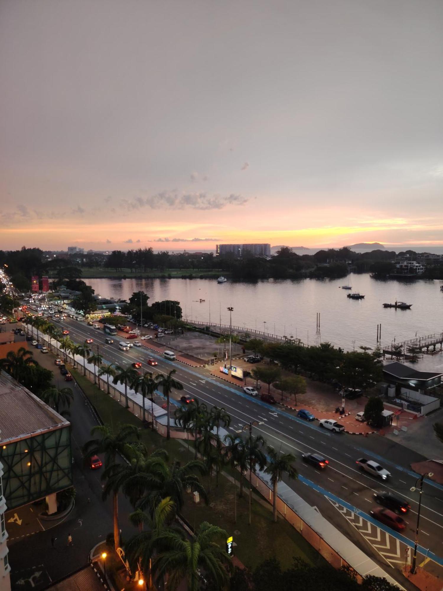 Town Condo - Marina Court Kota Kinabalu Exteriér fotografie
